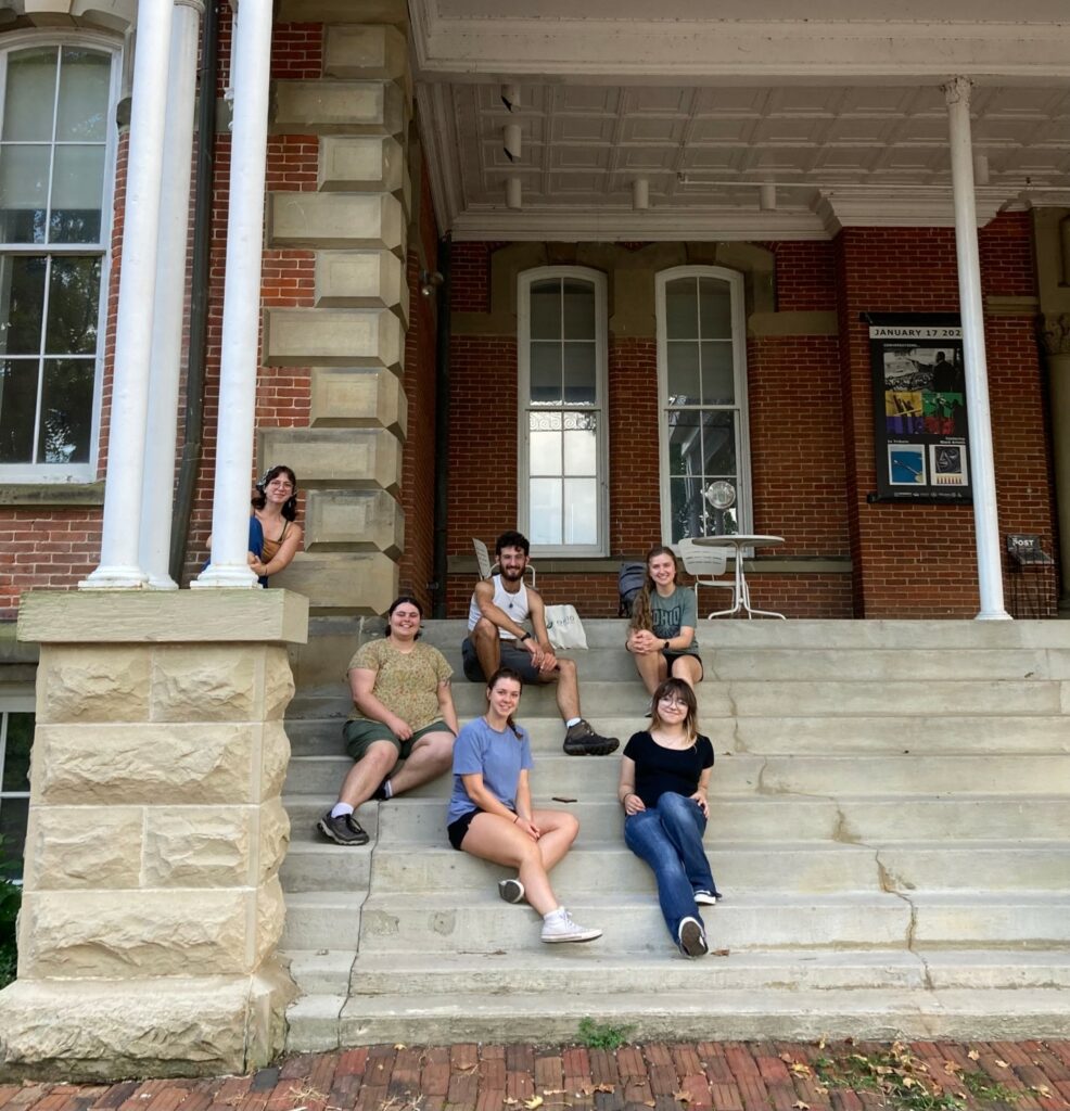 Students in the Geology Visual Communications class after touring exhibits at the Kennedy Museum of Art for motivation. 
Back row: Jada Townsend, Kaycee Scott, Peter Rhynard, Lorena Jevnikar. Front Row: Emily Dietz, Alexis Hunter. Photo courtesy of GEOL 4900 students.
